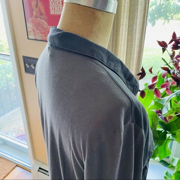 SPLENDID | gray two tone long sleeve v neck collared top M - Picture 6 of 9
